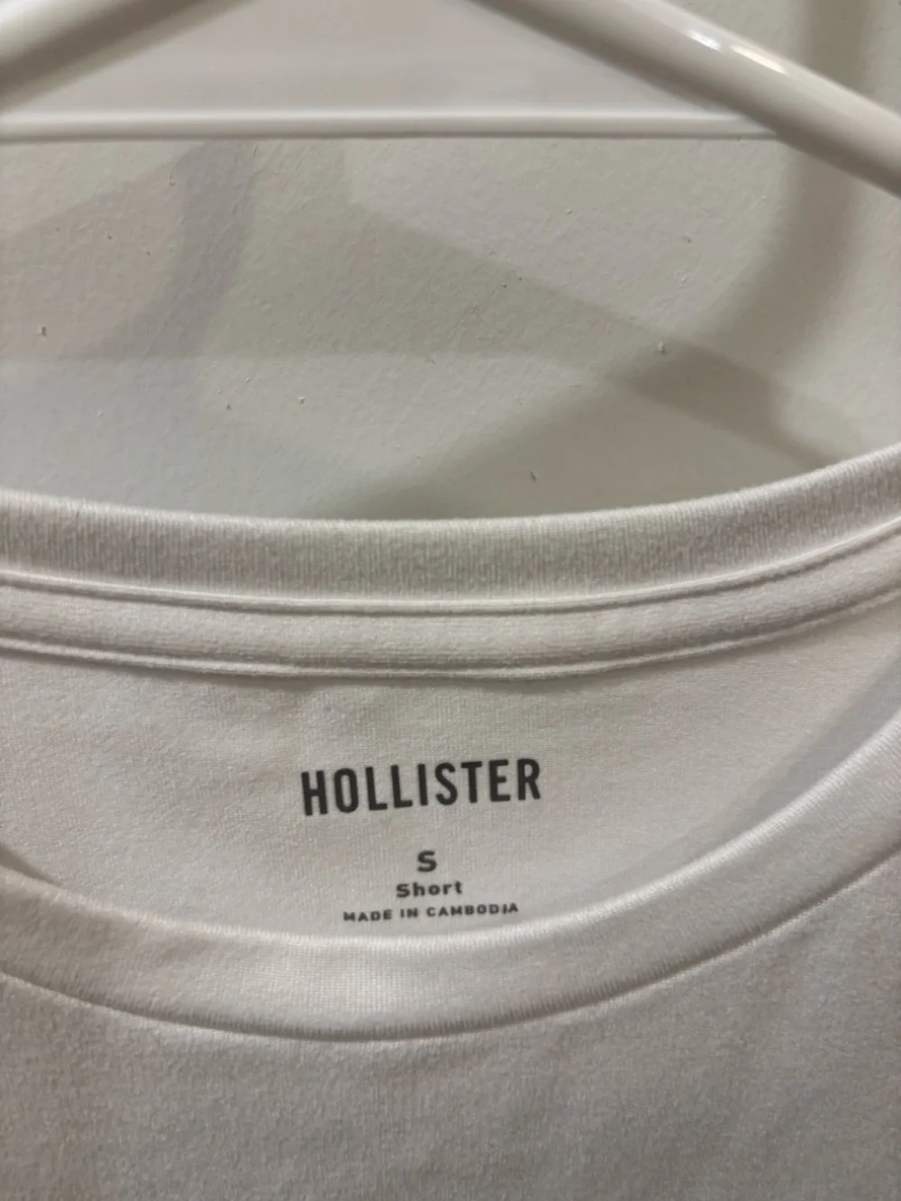 Hollister White Soft Strech Seamless Fabric Crew Baby Tee - Picture 4 of 5